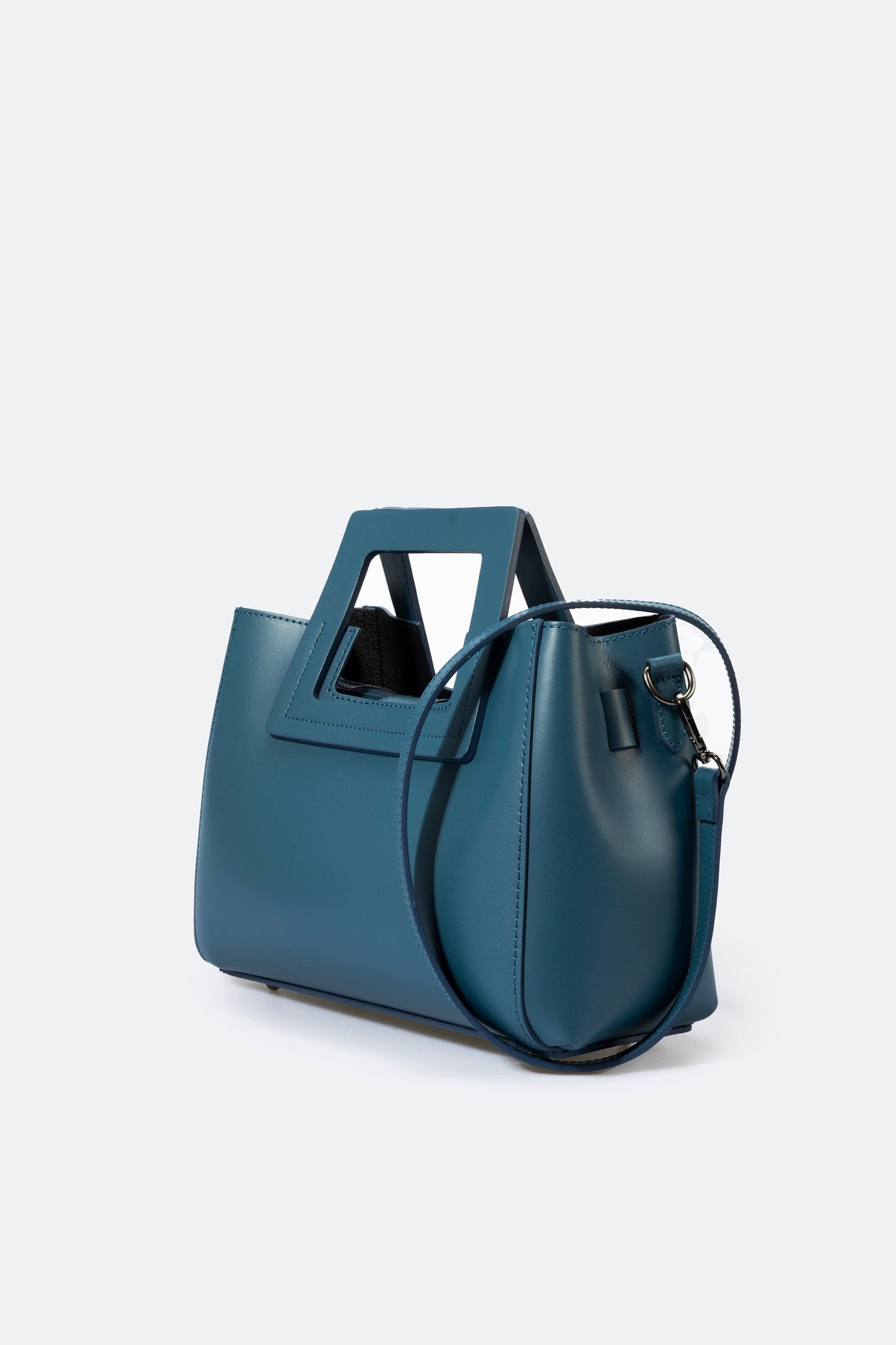 "Sofia" handbag in genuine Ruga leather Made in Italy 